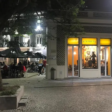 Vandrarhem Wood Steel & Glass *